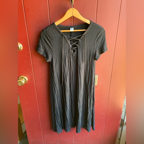 Old Navy lace up tshirt dress - Picture 1 of 4